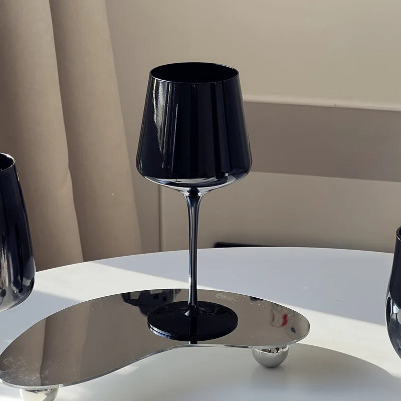 Copas de vidrio negro