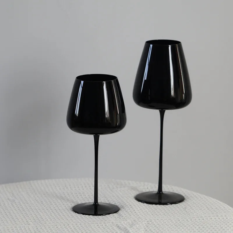 Copas de vidrio negro