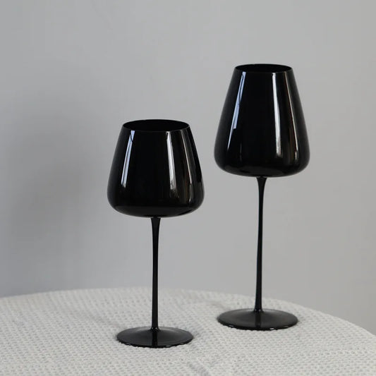 Copas de vidrio negro